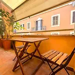 Modern With Private Balcony Near Colosseum Rome