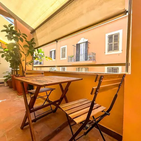 Appartement Modern With Private Balcony Near Colosseum *